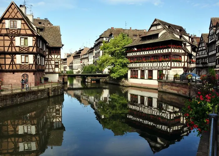 Logis 18 Rose שטרסבורג